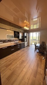 Ровно, Вячеслава Черновола ул., 60