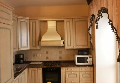 Киев, Верхний Вал ул., 62