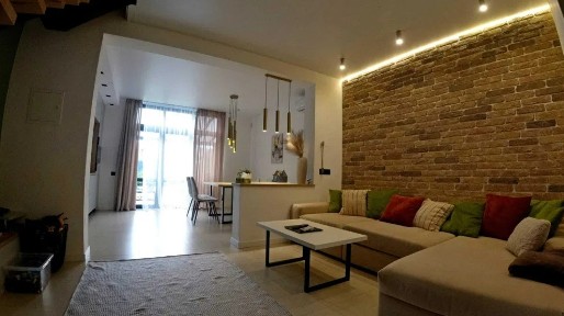 Киев, 41-я Садовая ул., 15