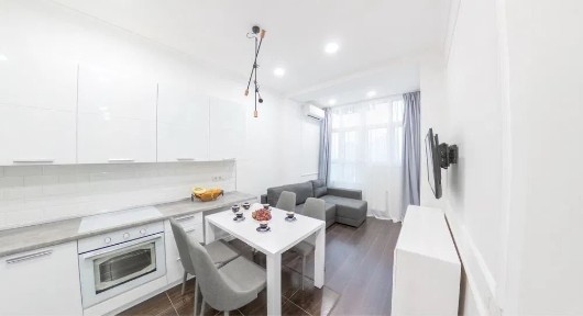 Киев, Иоанна Павла II ул., 11