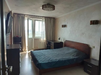 Киев, Смілянська 15, 214