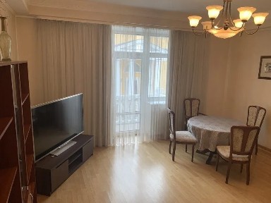 Аренда 2-комнатной квартиры 75 м², Костельная ул., 10