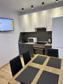 Київ, Оболонський, вулиця Набережно-Рибальська 27