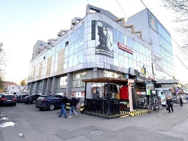 Продам, ТЦ Миллениум, центр, 95 квартал, 1800 м. кв.