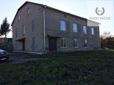 Пропонується на продаж комерційна споруда