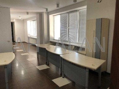 Продажа помещения по ул. Василия Тютюнника. Олимпийская