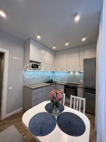 Продаж 2к квартири 58 кв. м на вул. Тираспільська 54