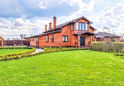 Киев, метро Харківська