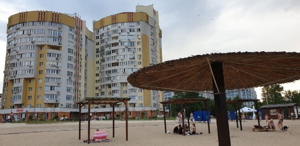 Центр. митниця. Пляж. Люкс. Подобово. Героїв Дніпра