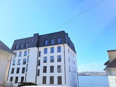 Квартира з терасою, у преміальному житловому комплексі Портофіно !