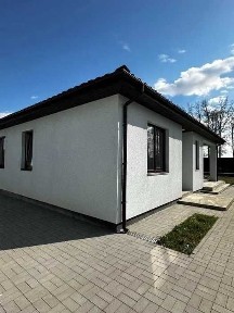 Новий одноповерховий будинок 90м2 з новим якісним ремонтом в Ворзелі