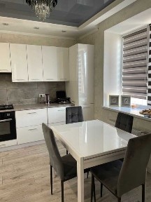 (3) Продам 2-ох кімнатну квартиру в Центрі міста 5795