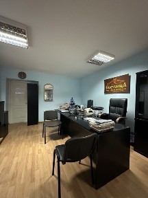 Продам 4х кімнатну квартиру вул. Л.Лукʼяненка