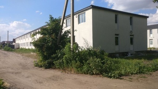 Продається двоповерховий таунхауз