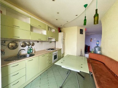 Днепр, Суворова ул., 14