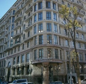 Продаж 2-кімнатної квартири 69 м², Греческая вул., 5