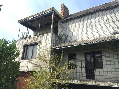 Продам кирпичный Дом, под ремонт (район улицы Передовая и Арктичная)