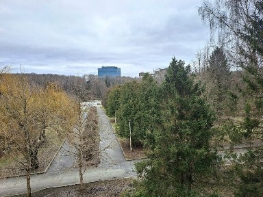 Продаж 3к квартири з видом на парк