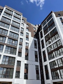 Продам 2кім квартиру біля центрального Озера