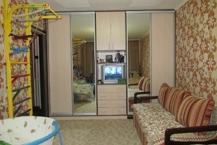 Продаж 1-кімнатної квартири 36 м², Академіка Кримського вул., 2