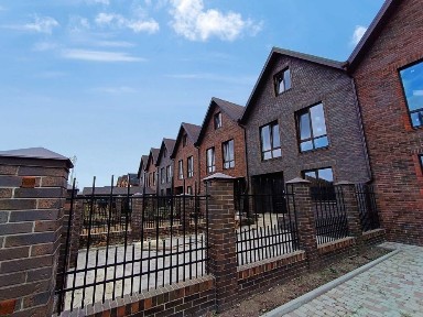 Продам якісний таунхаус на Козацькому проспекті (єОселя)