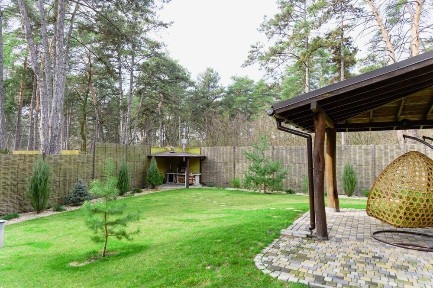 Днепропетровская обл., Новомосковский район, с. Орловщина, Дачная ул.