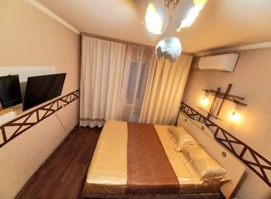 КУБ. ЦЕНТР. ул. Центральная. 1-2 квар. 2й этаж. Павлоград