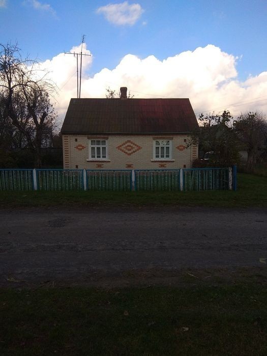 Продам будинок або обміняю на житло у Луцьку