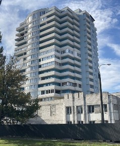 Велика квартира в новобудові центр міста