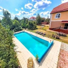 Дом посуточно 700 м²