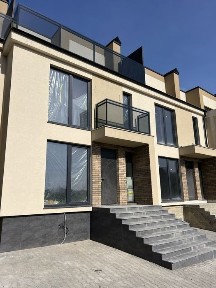Продаж Таунхаус з меблями/на початку дослідноі станціі/Довженко