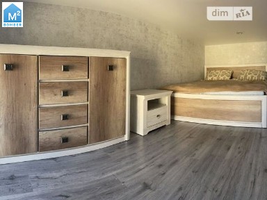 Довготривала оренда 2к квартири на вул. Луговська 255