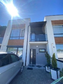 ПРОДАЖ котеджу в передмісті Львова с. <a href='/newbuilding/6086/view/zk-zubra'>Зубра</a>