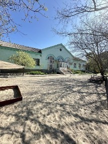 Продається будівля у центрі міста