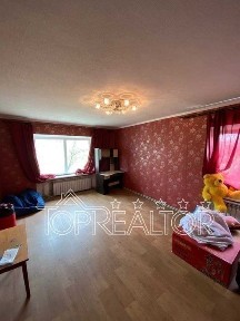 Продам 3 кім. квартиру 79 м2. сел. ТЕРНОВА. ДОБРИЙ. ТОРГ.