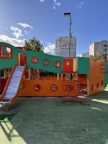 Святопетрівське, вулиця Теплична 44