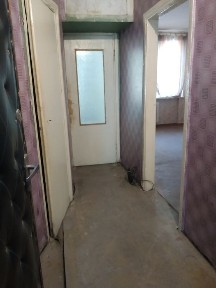 Срочно продам двох кімнатну квартиру