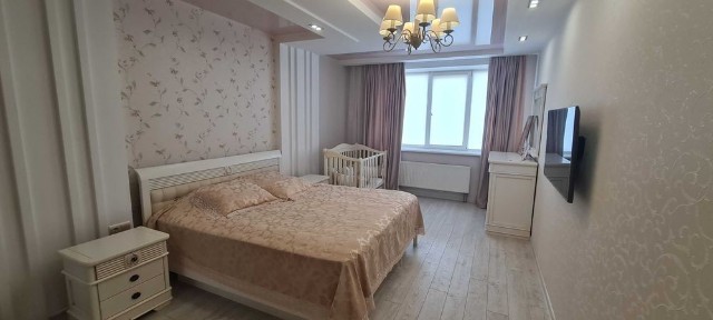 Продаж 4х кімнатної квартири. Жк Рів'єра. Без комісії.