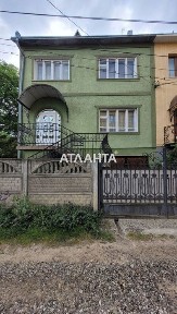 Двоповерховий будинок загальна площа 379 м2