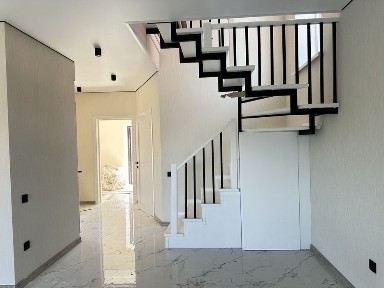 Продам Будинок /Дуплекс з Ремонтом 105 кв. м. 4 кімнати 3 сотки Газ