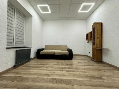 Продаж 1 кімнатної квартири в центрі міста з Ремонтом