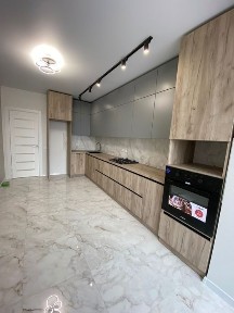 Продам (ВЛАСНИК) 2 кім кв у центрі Франківська КНЯГИНИН