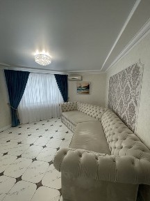 Продаж 3-ри кімнатна, Левада