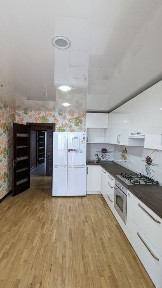 Трикімнатна в новобудові. ТОРГ