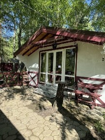 Дом посуточно, чан, баня, джакузи, беседки, озеро, басеин, лес