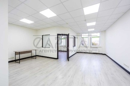 район Подільський, Київ, поверх - 4, приміщень -, Спаська вулиця, метро Контрактова площа, вул. Спаська 5