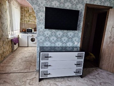 Квартира подобово, Лозова