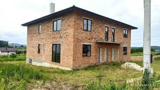 Продаж котеджу м. Дубляни