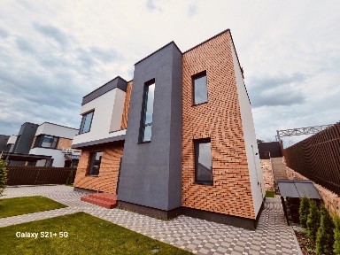 Київська обл., Києво-Святошинський район, с. Лісники
