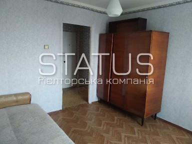 Продаж двокімнатної квартири. Стасі.